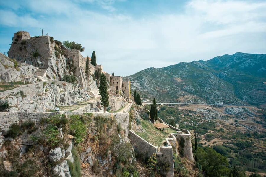 Split: Private tour to Klis Fortress and Vranjača cave - Why this five-hour outing works well from Split