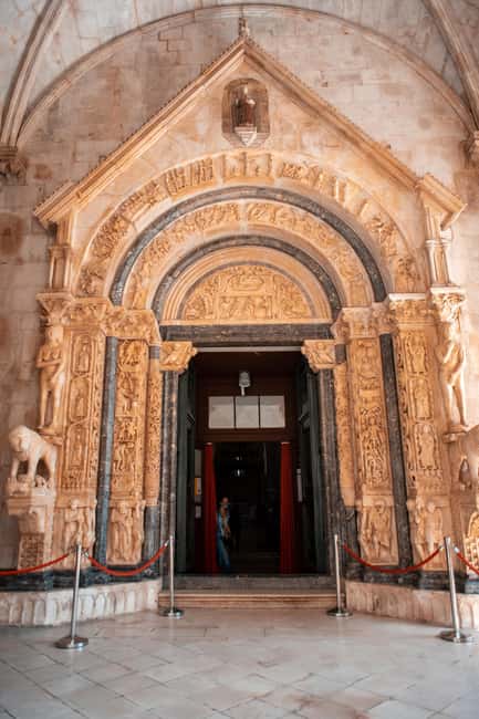 Split: Private tour to Salona, Vitturi castle and Trogir - Walking, weather, and what to pack