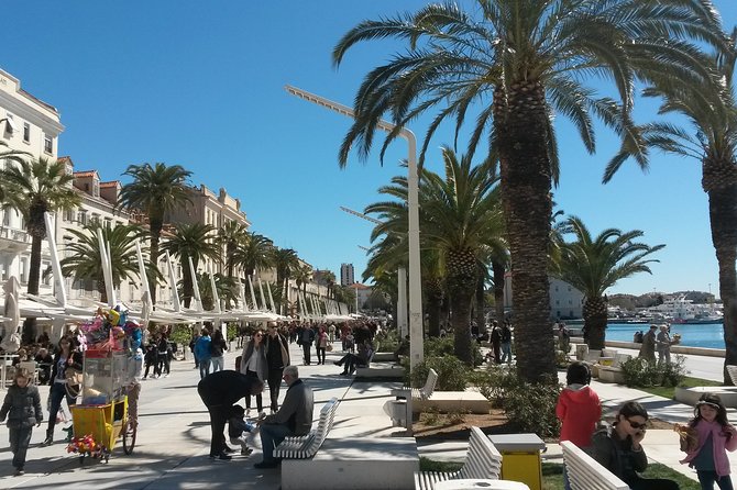 SPLIT-PRIVATE Walking Tour of Diocletian's Palace & Old Town - Medieval Old Split, with squares and markets
