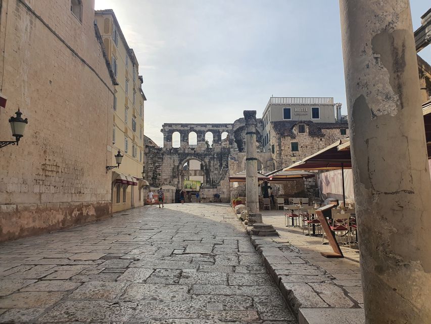 Split: Walking tour of Split with a 'Magister' of History - Saint Domnius Cathedral and Jupiter’s Temple