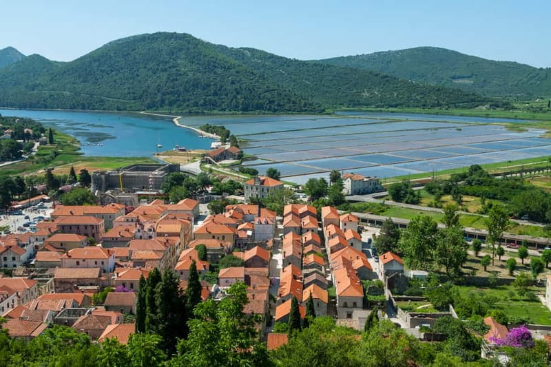 Ston Oyster & Wine Tasting Private Tour From Dubrovnik - Ston’s walls, salt pans, and town center