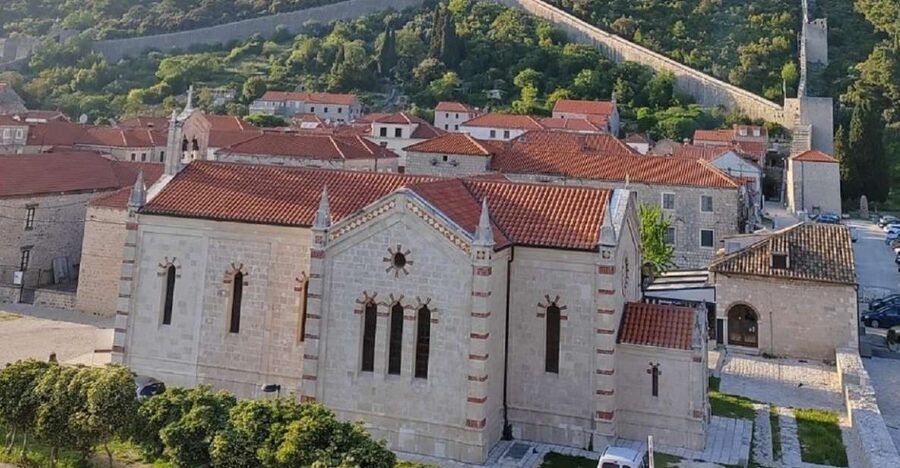Ston private walking tour with the walls and saltworks visit - Five good reasons to consider this Ston tour