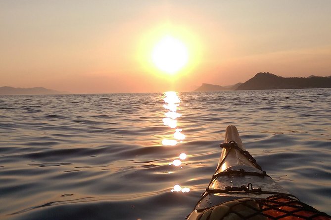 Sunset Kayaking from Lopud island - Why sunset is the right time for Lopud kayaking