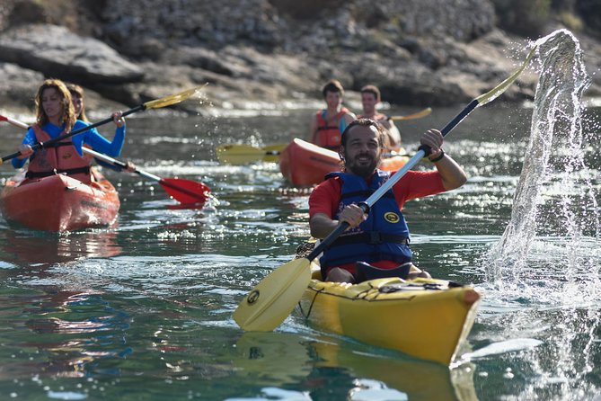 Supetar-Postira kayaking - Guides who make a practical difference