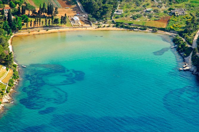 Taxi Supetar, Brač - Pučišća and the white stone tradition