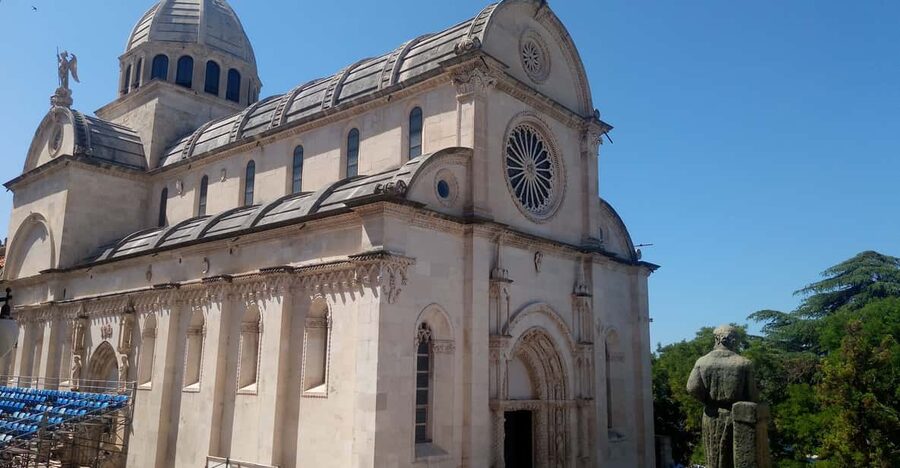 The beauty of the Middle Ages-Šibenik - Starting by the coast with St. Michael’s Fortress in view