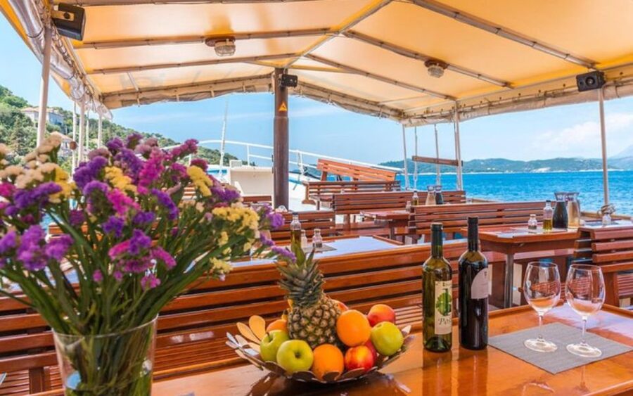 Three Island Boat Tour With Lunch - Should you book the Three Island Boat Tour?