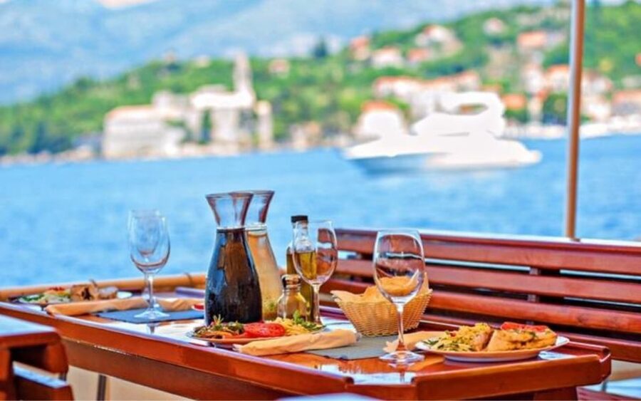 Three Island Boat Tour With Lunch - Lunch, wine, and the practical meaning of all-inclusive