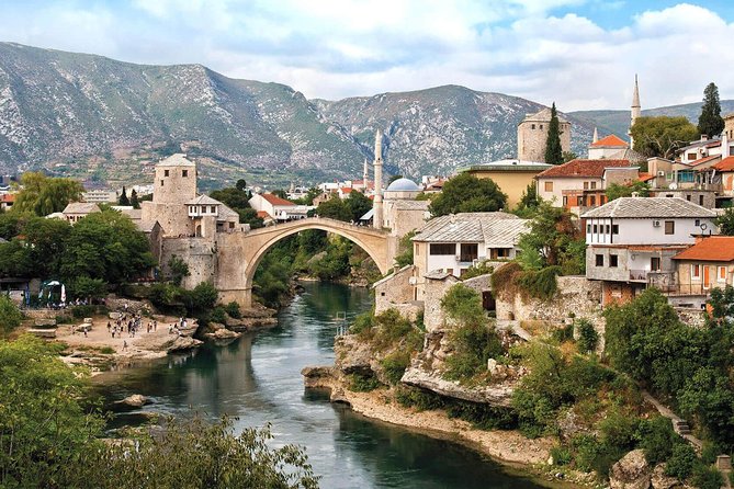 Traces of Orient in Mostar from Dubrovnik - Lunch, shopping, and the cost of limited time