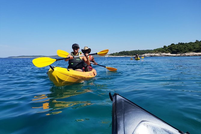 TRANSPARENT KAYAKING or SUP-ing AROUND ISLANDS - Paddling beside Cape Kamenjak