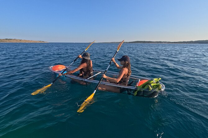 TRANSPARENT KAYAKING or SUP-ing AROUND ISLANDS - How difficult is the three-hour outing?