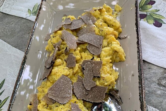 Truffle hunting adventure - Who will enjoy this most