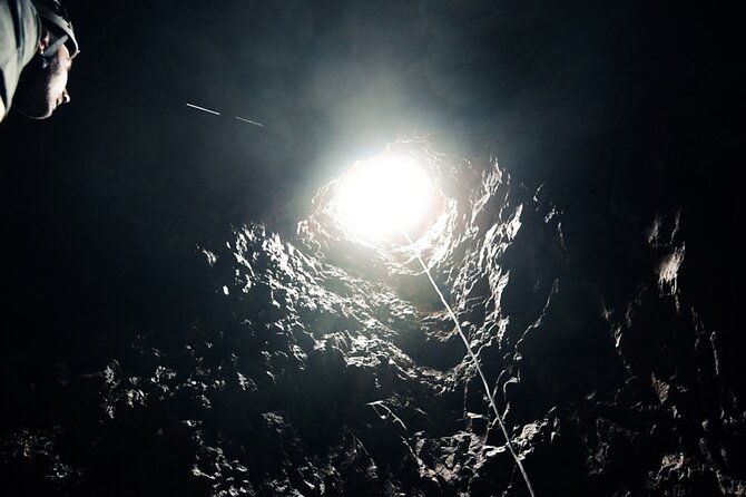 TUNNEL ABSEILING PLUS tour the underground - The practical comfort details that matter