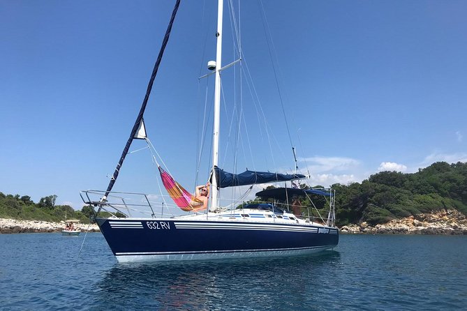 Unique Sailing Experience - Anchoring for swimming and snorkeling