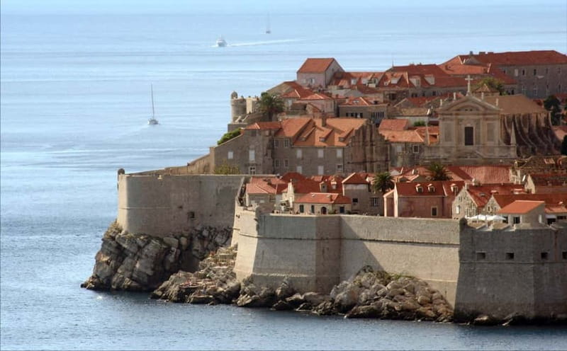 Walls of Dubrovnik: Small-Group 2-Hour Tour With a Local - Minčeta Fortress and the best high view