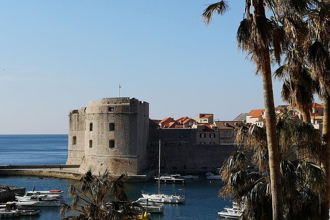 Welcome to Dubrovnik Walking Tour - Starting at Pile Gate and finding your bearings
