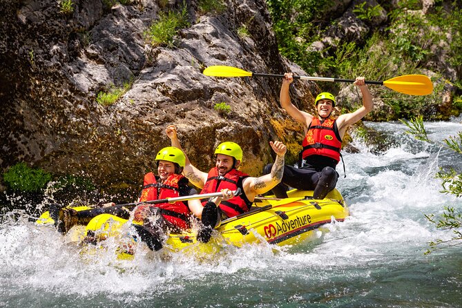 Whitewater Rafting on Cetina River from Split or Šestanovac - The first calm stretch on the Cetina River