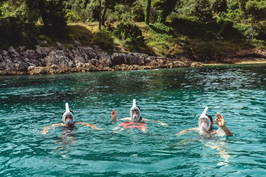 Zadar: 3 Islands Luxury Boat Tour with Aperol Spritz - The final anchorage between Ugljan and Školjić