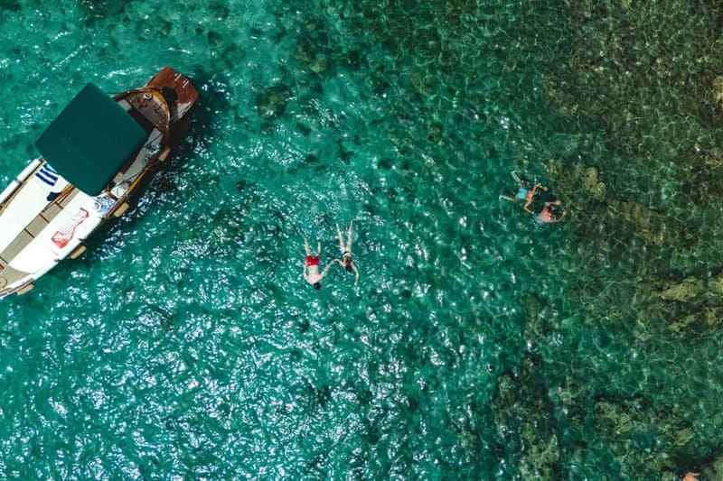 Zadar: 3 Islands Snorkeling Cruise with Prosecco - Prosecco, fruit, and the social side of the boat