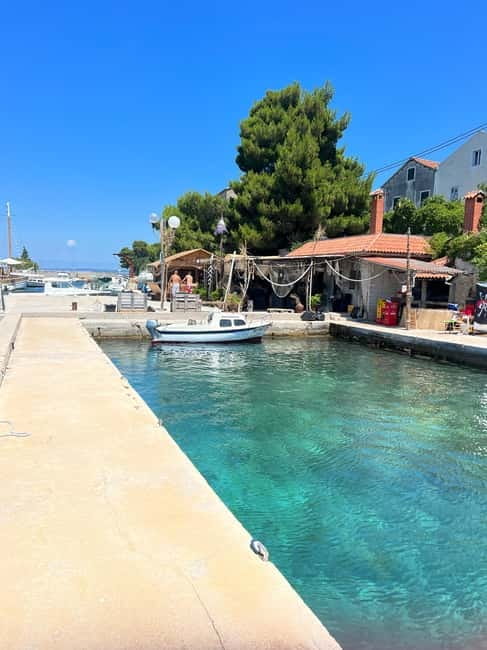Zadar: 3 Islands SpeedBoat Tour with Snorkeling and Drinks - Is four hours enough for three islands?
