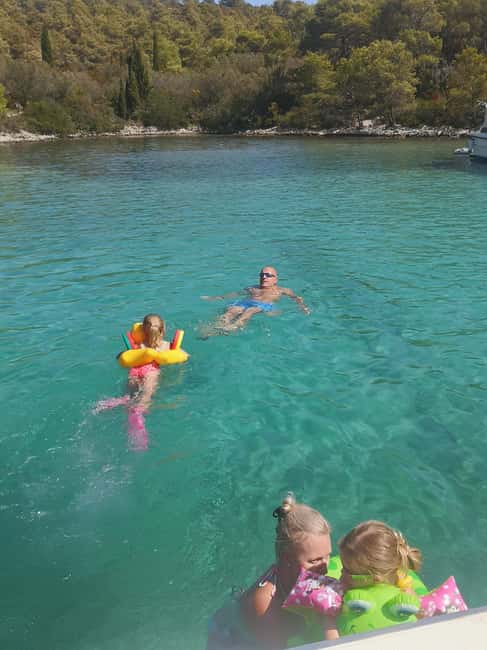 Zadar: 3-Stop Blue Lagoon & Snorkeling Cruise with Drinks - Stop three: Preko, beach time, and Galevac