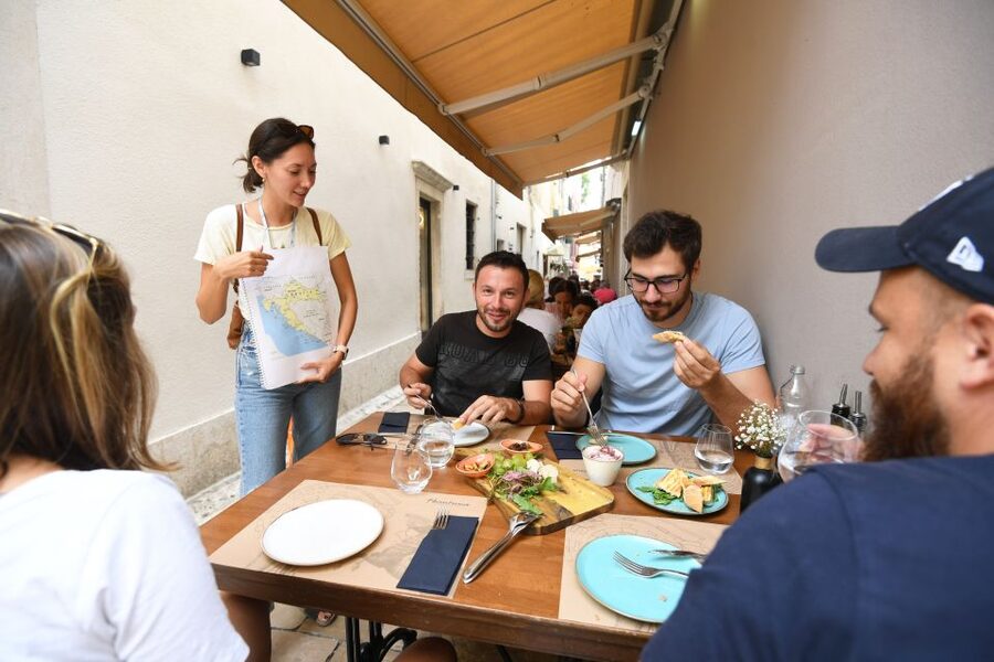 Zadar: Culinary Walking Tour with Food Tastings - The Guides Make the Difference