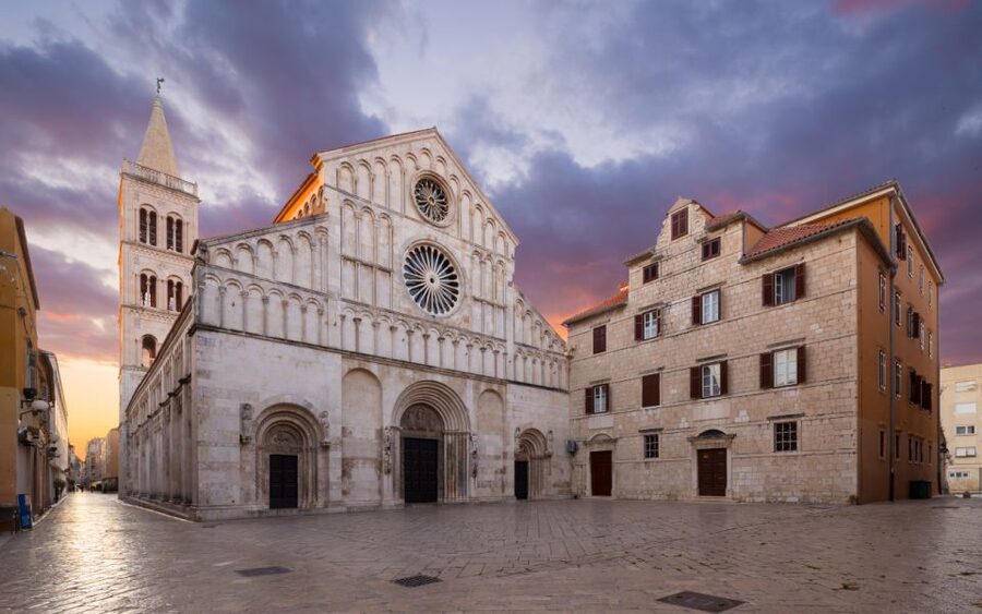 Zadar: Guided Old Town History Walking Tour - Key points to know before booking