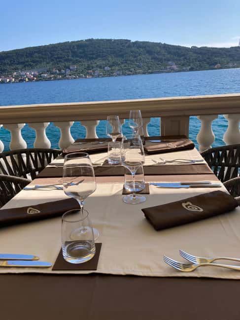 Zadar: Half-Day Island-Hopping and Lagoons Cruise with Fruit - Školjc and the pleasure of a very small village