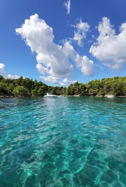 Zadar: Half-day trip wooden boat with drinks - ALL INCLUSIVE - Ugljan gives you the first hour in the water
