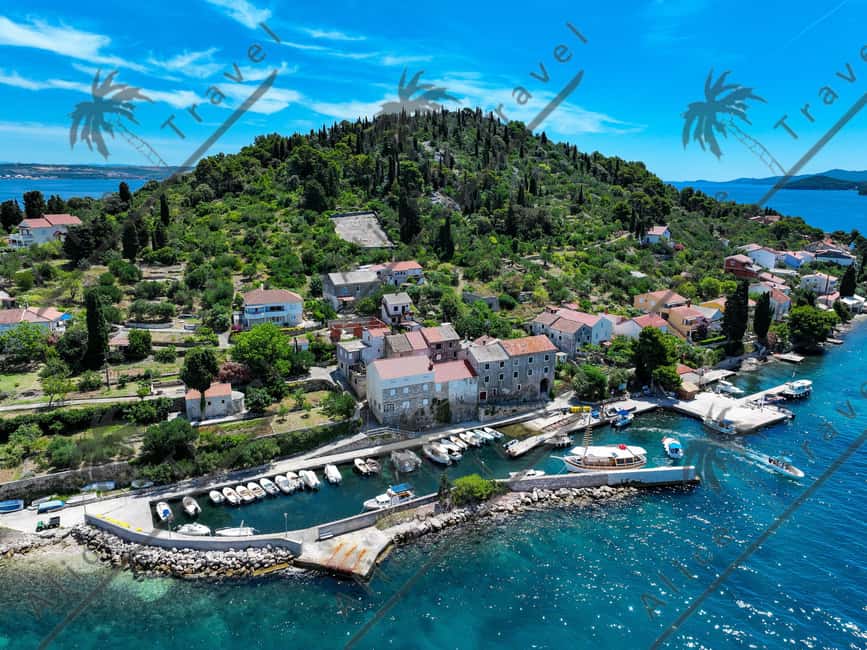 Zadar: Island Hopping Boat Tour with Snorkeling - Leaving Zadar behind the Fosa restaurant