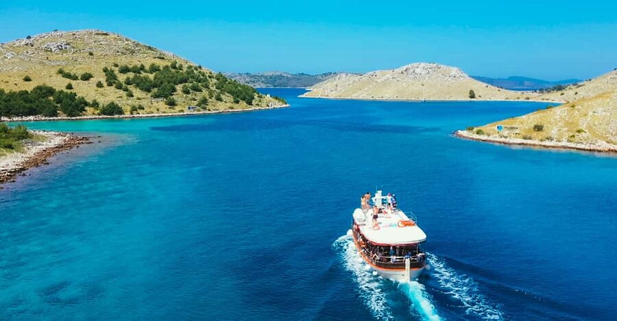 Zadar: Kornati Boat Trip with Lunch and Swim Stops - Kornati National Park and a waterside barbecue