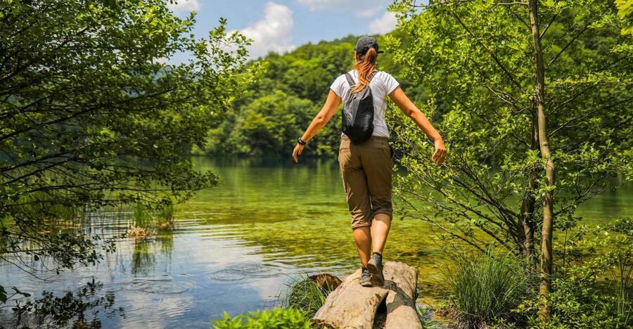 Zadar: Plitvice Lakes Full-Day Guided Tour with a Boat Ride - Why Plitvice Makes a Worthwhile Day Trip From Zadar