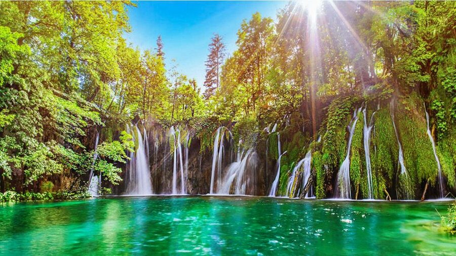 Zadar: Plitvice Lakes with Boat Ride and Zadar Old Town Tour - Key points before you book