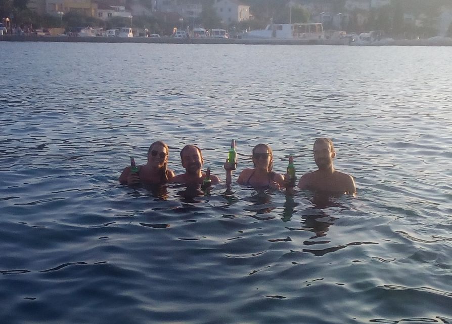 Zadar: Sunset Boat Tour - Sunset over clear Dalmatian water