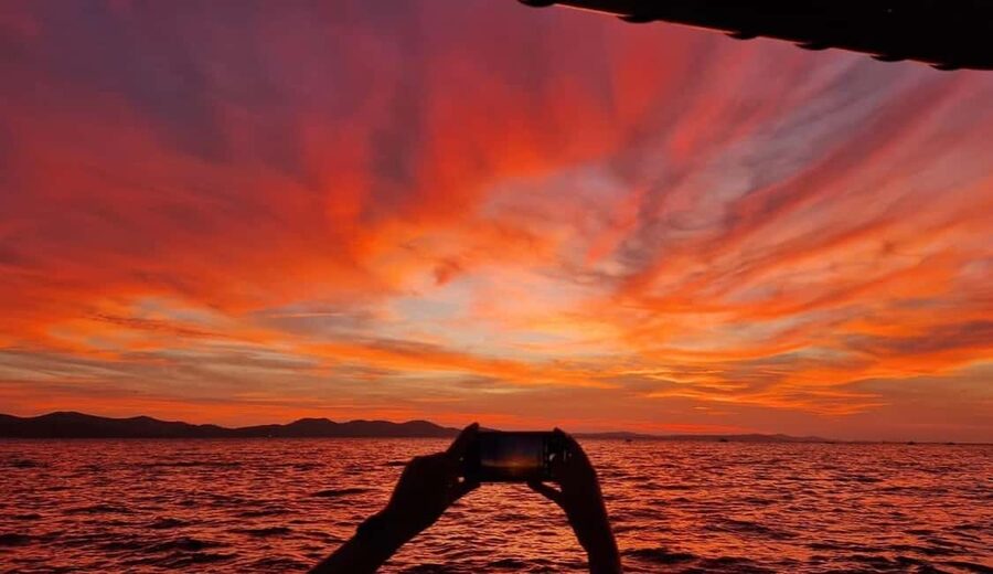 Zadar: Sunset Boat Tour with Aperol Spritz - Key things to know before booking