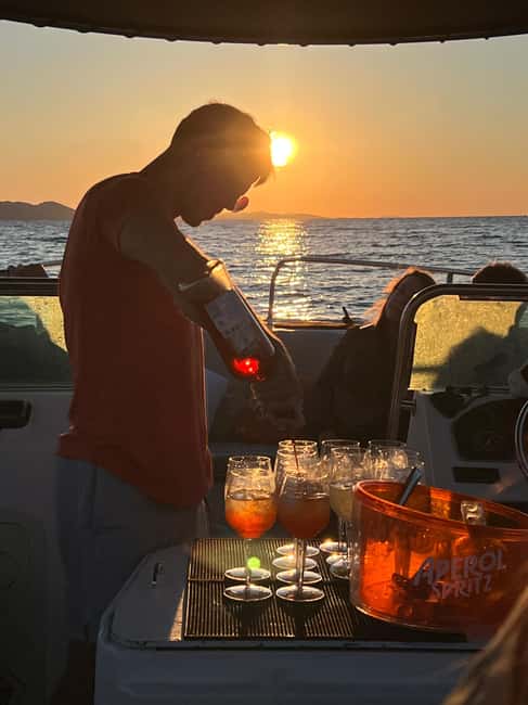 Zadar: Sunset Boat Tour with Aperol Spritz - Aperol, music, and the return to Foša