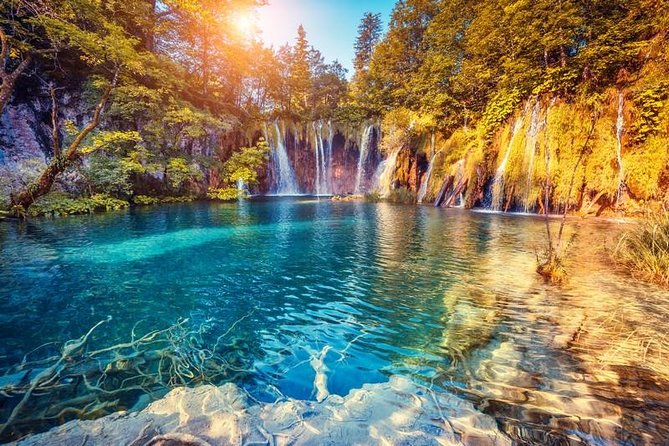 Zagreb to Split Group Transfer with Plitvice Lakes guided Tour - Leaving Zagreb at 8 a.m.