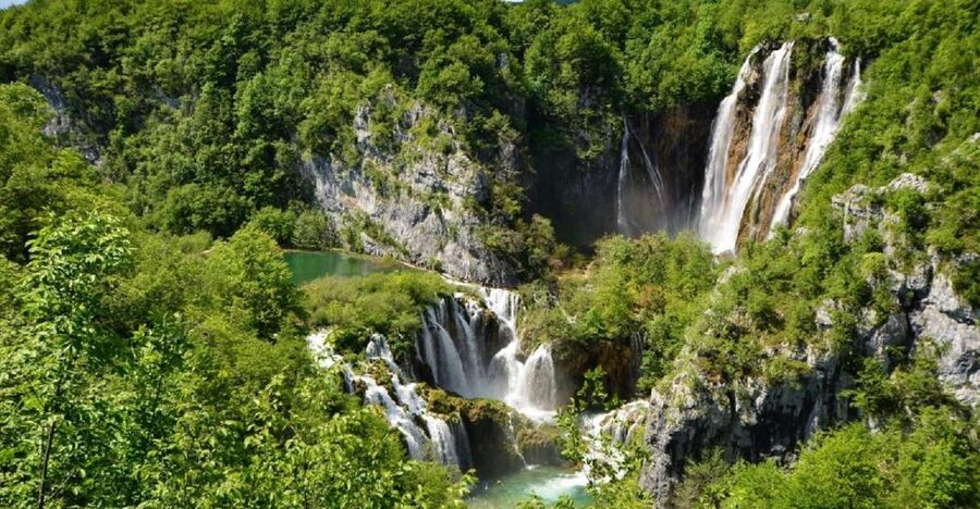 Zagreb to Split: Private Transfer with Plitvice Lakes - Three hours among 16 lakes and 90 waterfalls
