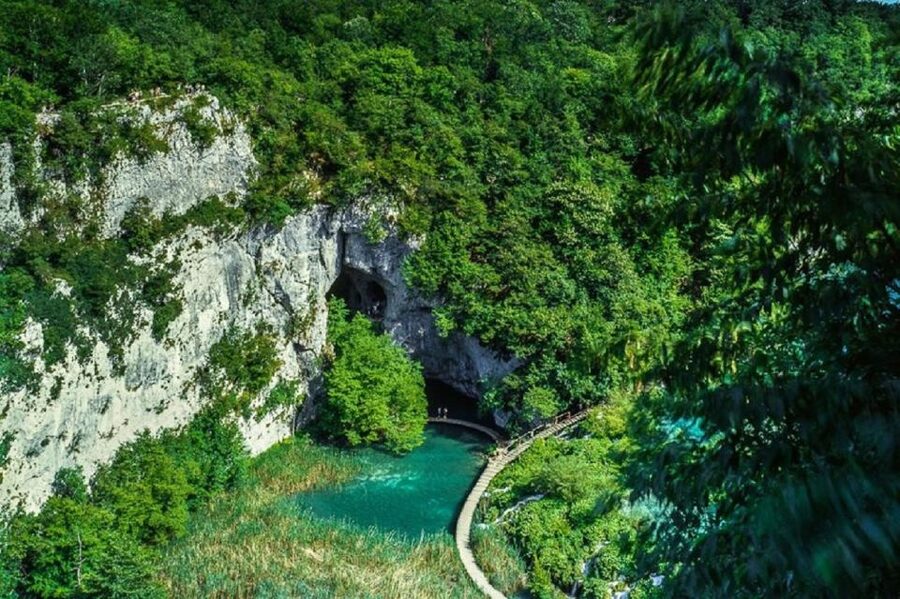 Zagreb to Split: Private Transfer with Plitvice Lakes - Weather, walking, and practical preparation