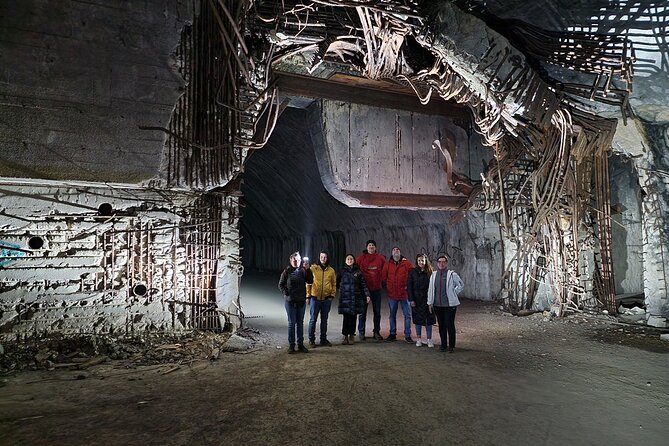 Zeljava Airbase: History and Adventure Tour/Plitvice - Starting Beside the Abandoned Dakota