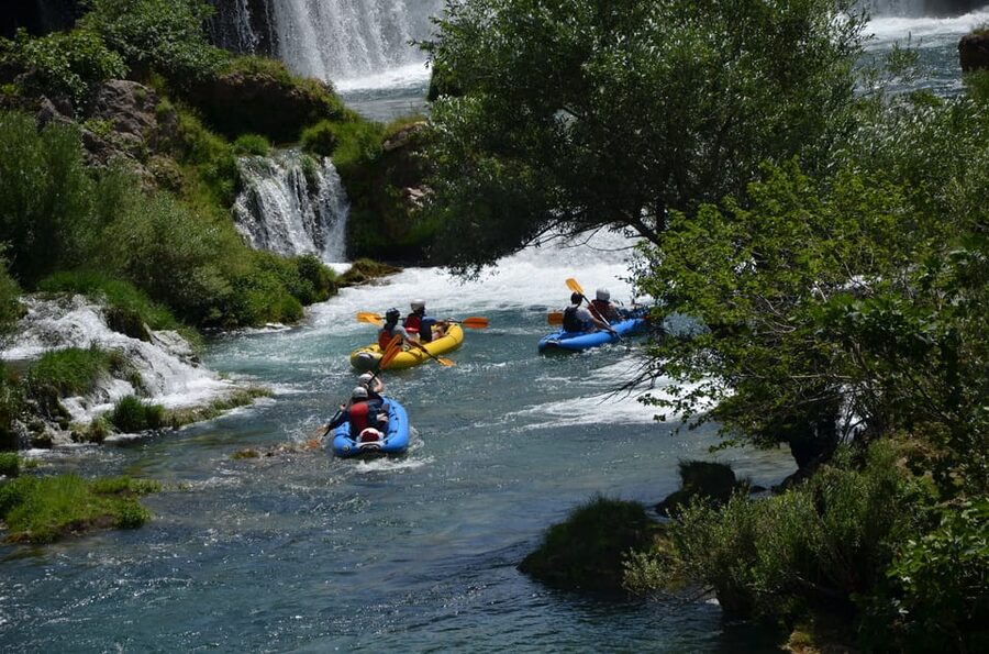Zrmanja River: Half-Day Guided Kayaking Tour Near Zadar - The 15-minute safety briefing at Kaštel Žegarski